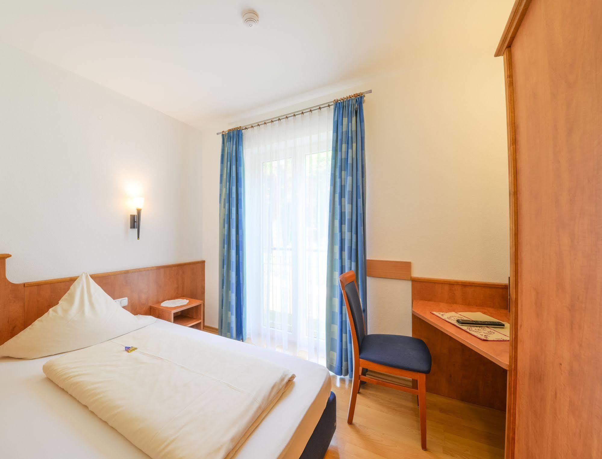 Hotel Waldhof Hohenkammer Εξωτερικό φωτογραφία