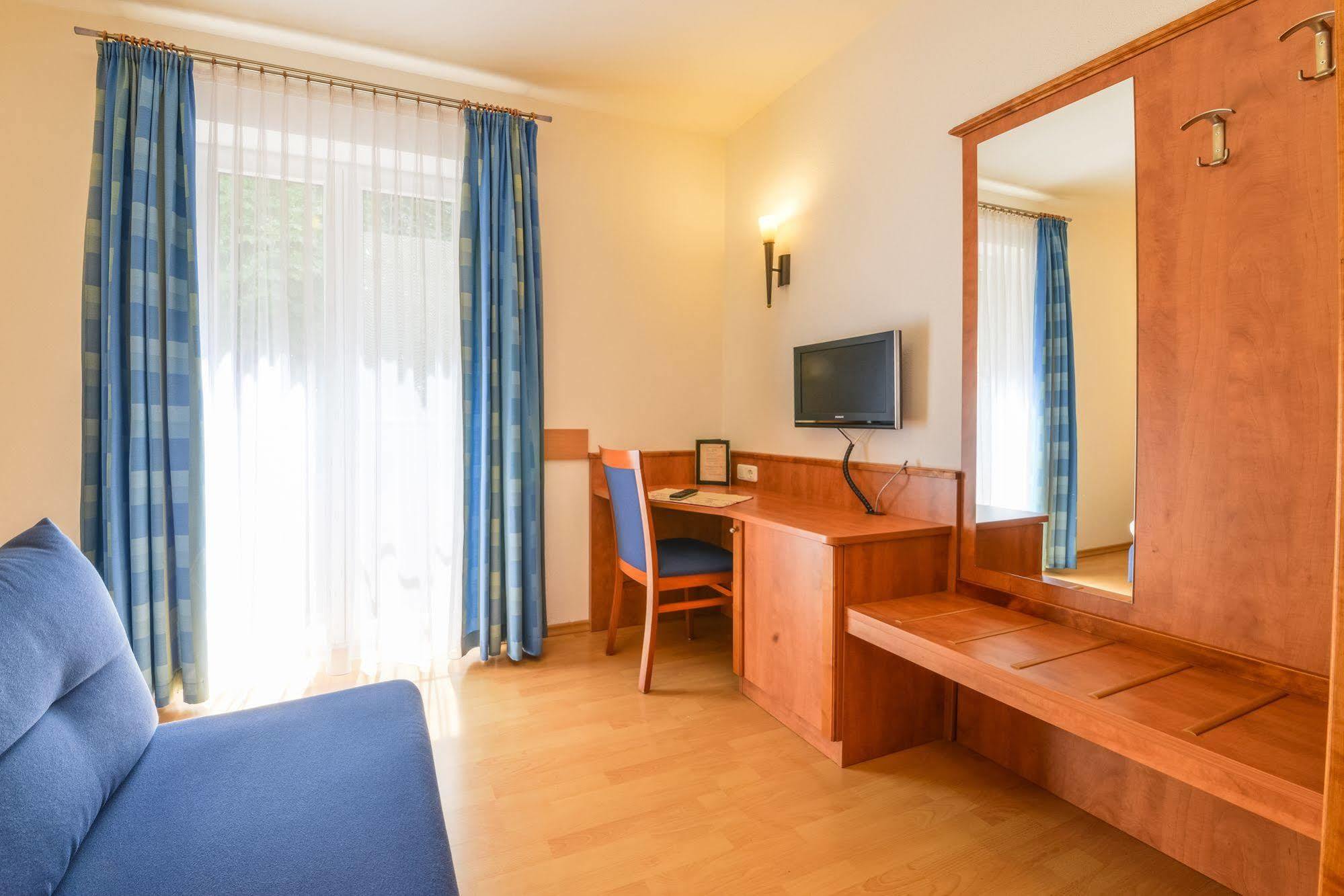 Hotel Waldhof Hohenkammer Εξωτερικό φωτογραφία