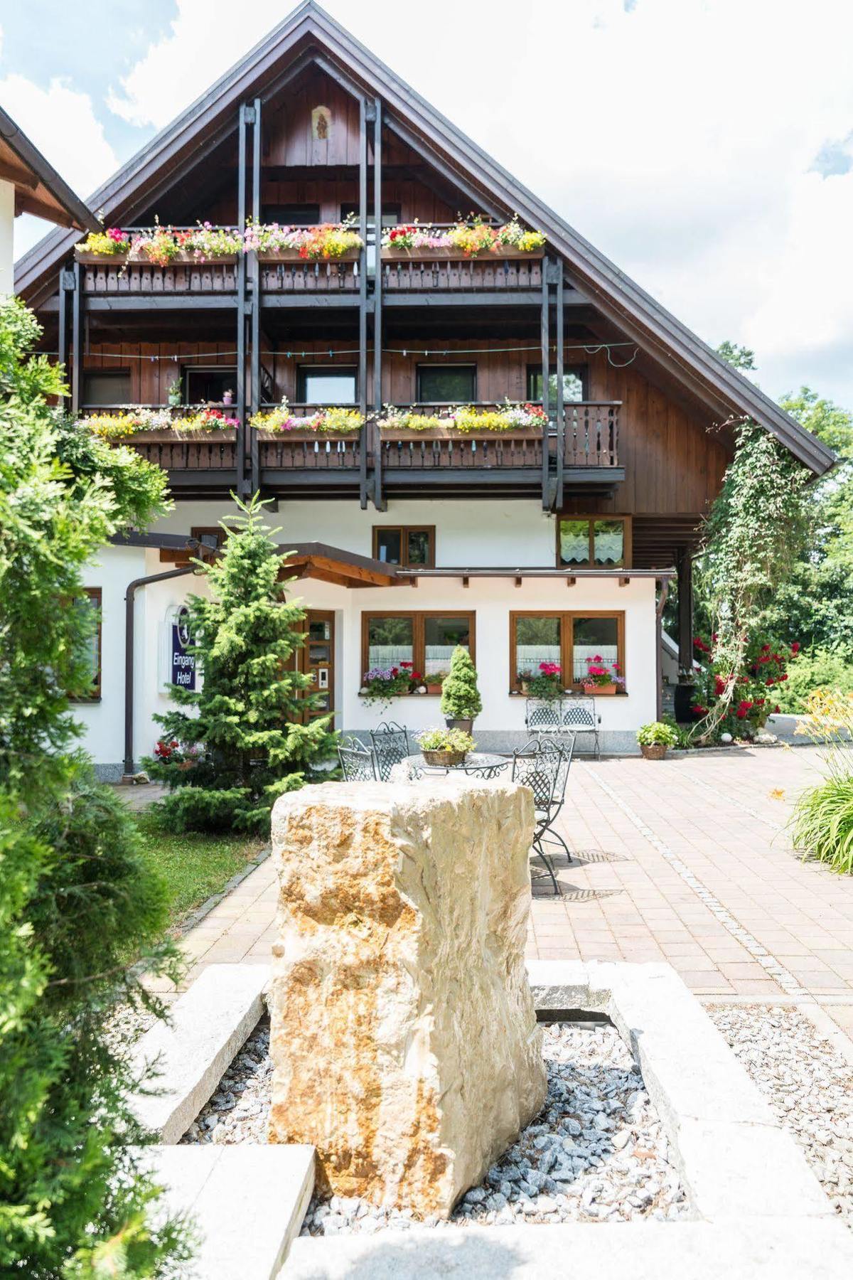 Hotel Waldhof Hohenkammer Εξωτερικό φωτογραφία